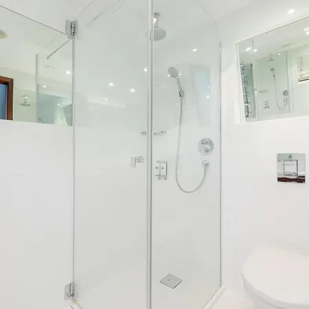 Marine Seaview By Jantar Daire *